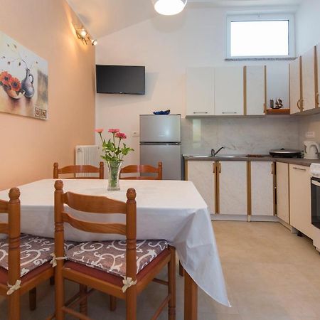 Apartman Ana Лабин Экстерьер фото