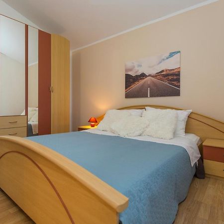 Apartman Ana Лабин Экстерьер фото