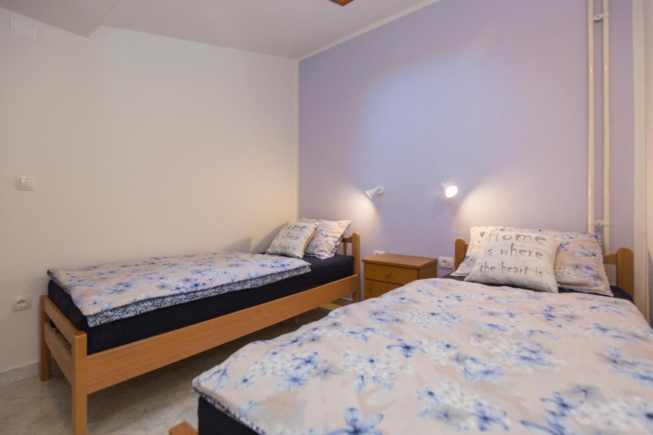 Apartman Ana Лабин Экстерьер фото