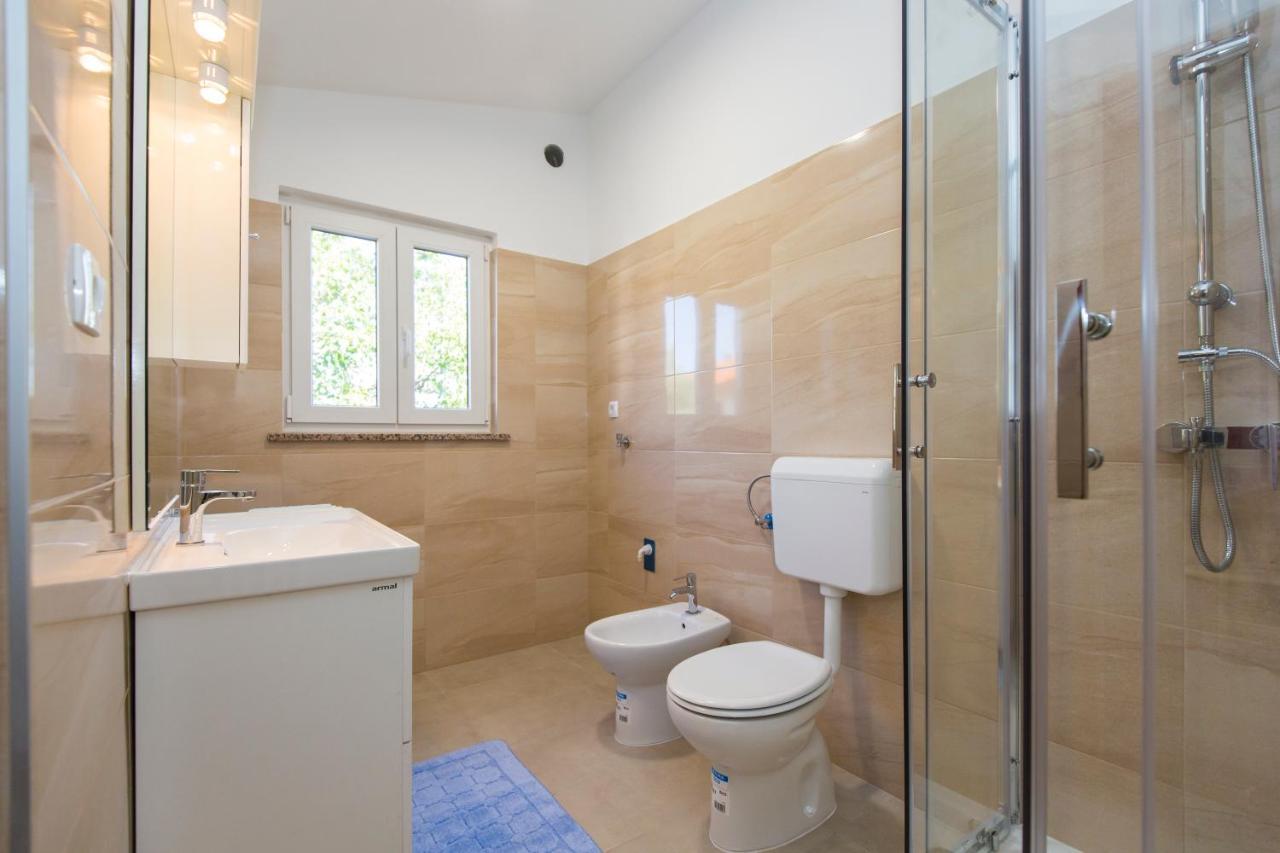 Apartman Ana Лабин Экстерьер фото